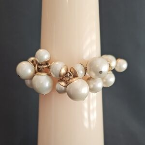Stella & Dot Gold and White Pearl Bracelet